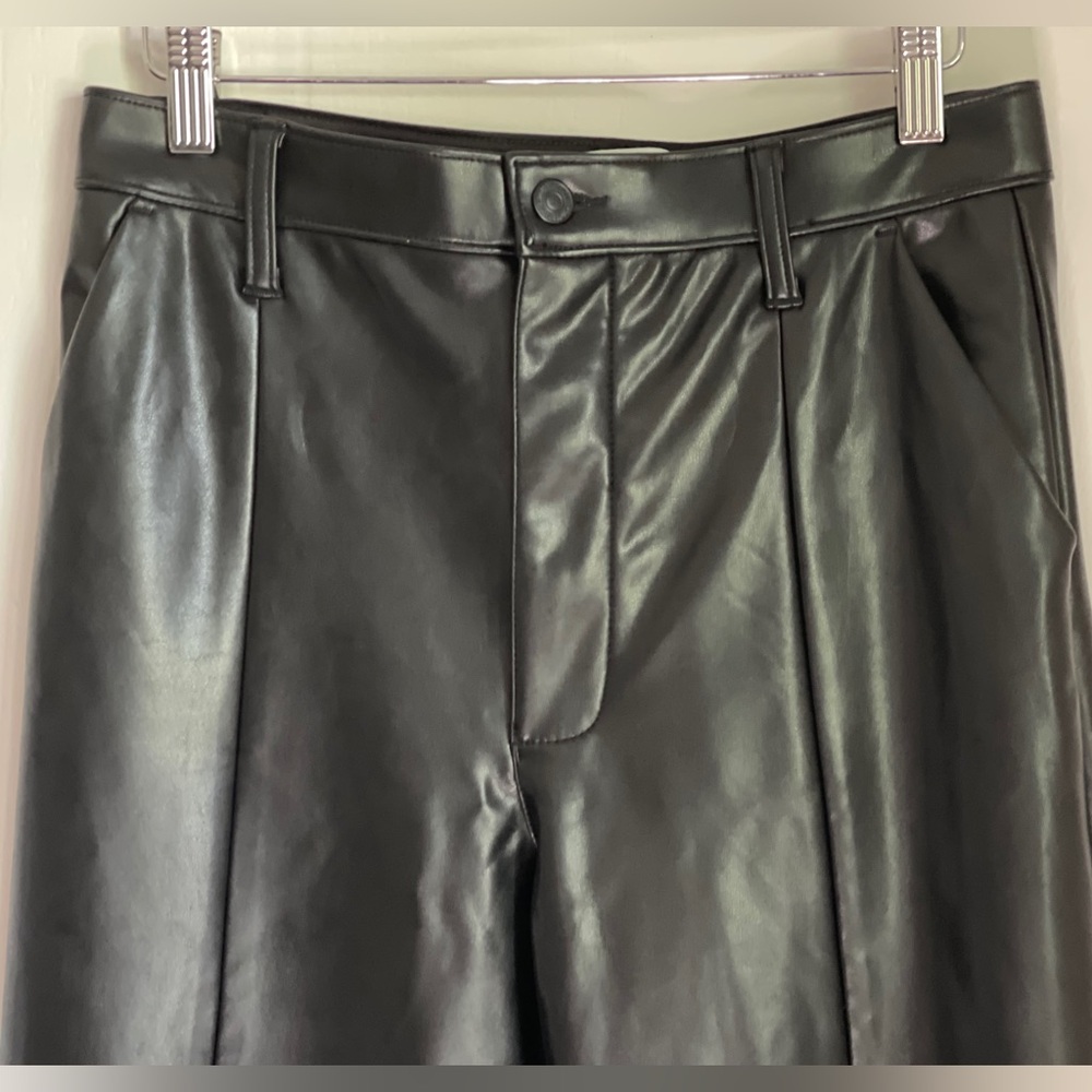 Abercrombie & Fitch Pants The Skinny Ultra High Rise Black Vegan Leather 8/29L - Picture 3 of 14